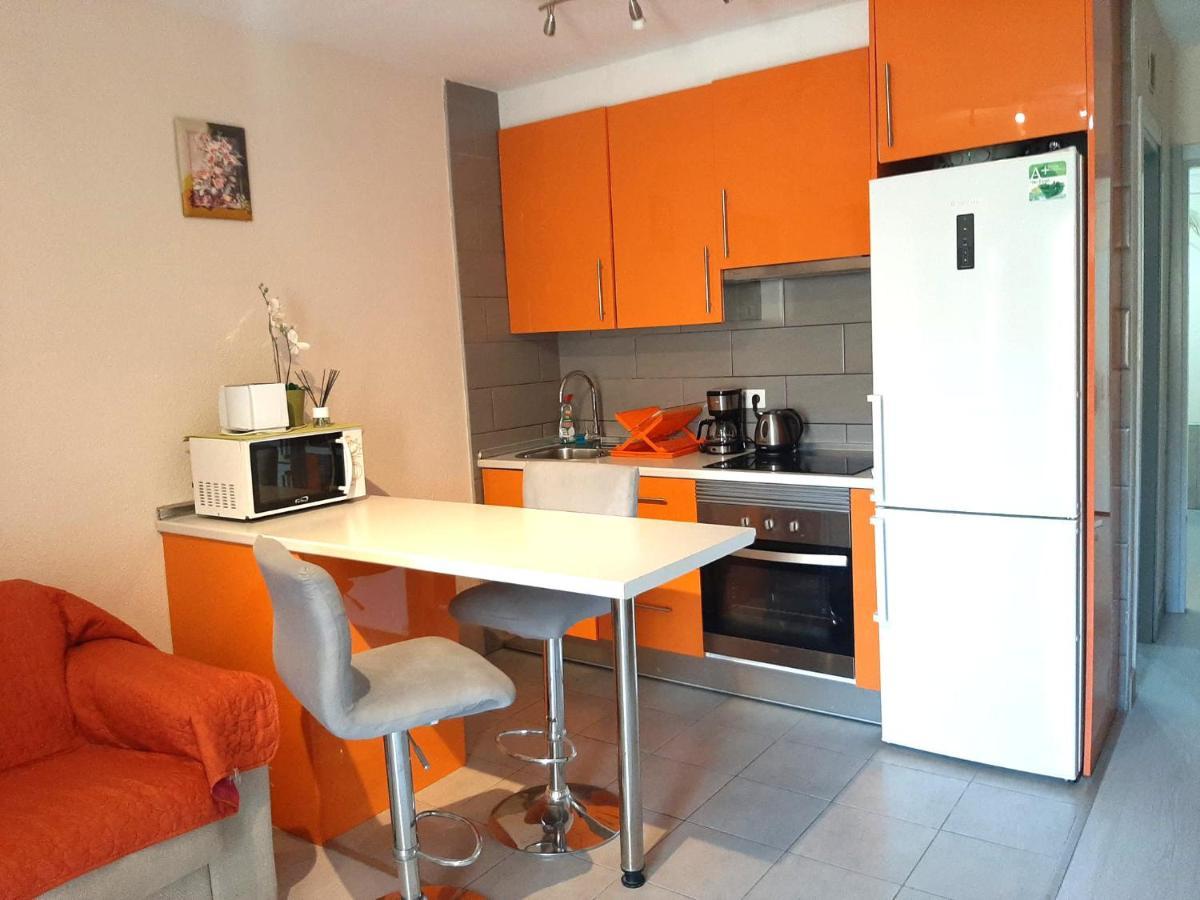 Comfortable Apartment Next To The Pools アデヘ エクステリア 写真